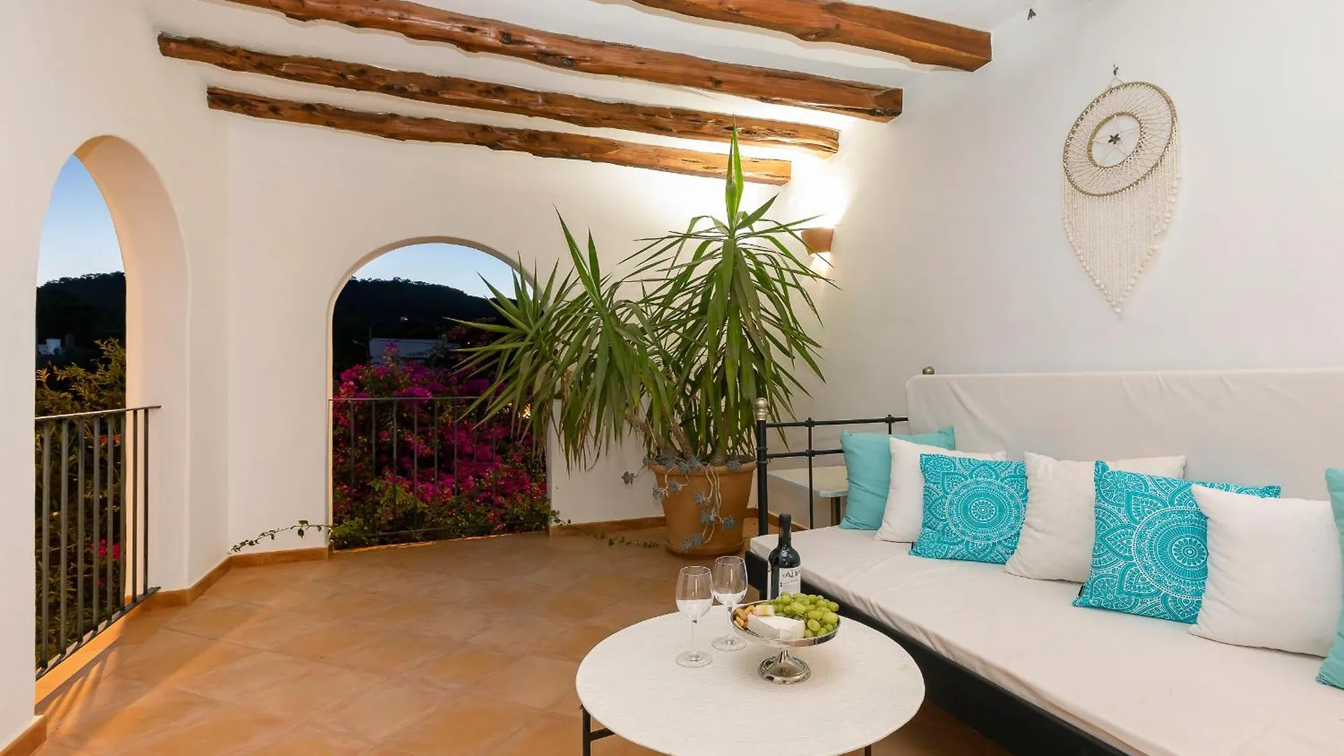 Villa In San Jose Sleeps 10 - Sa Vinya