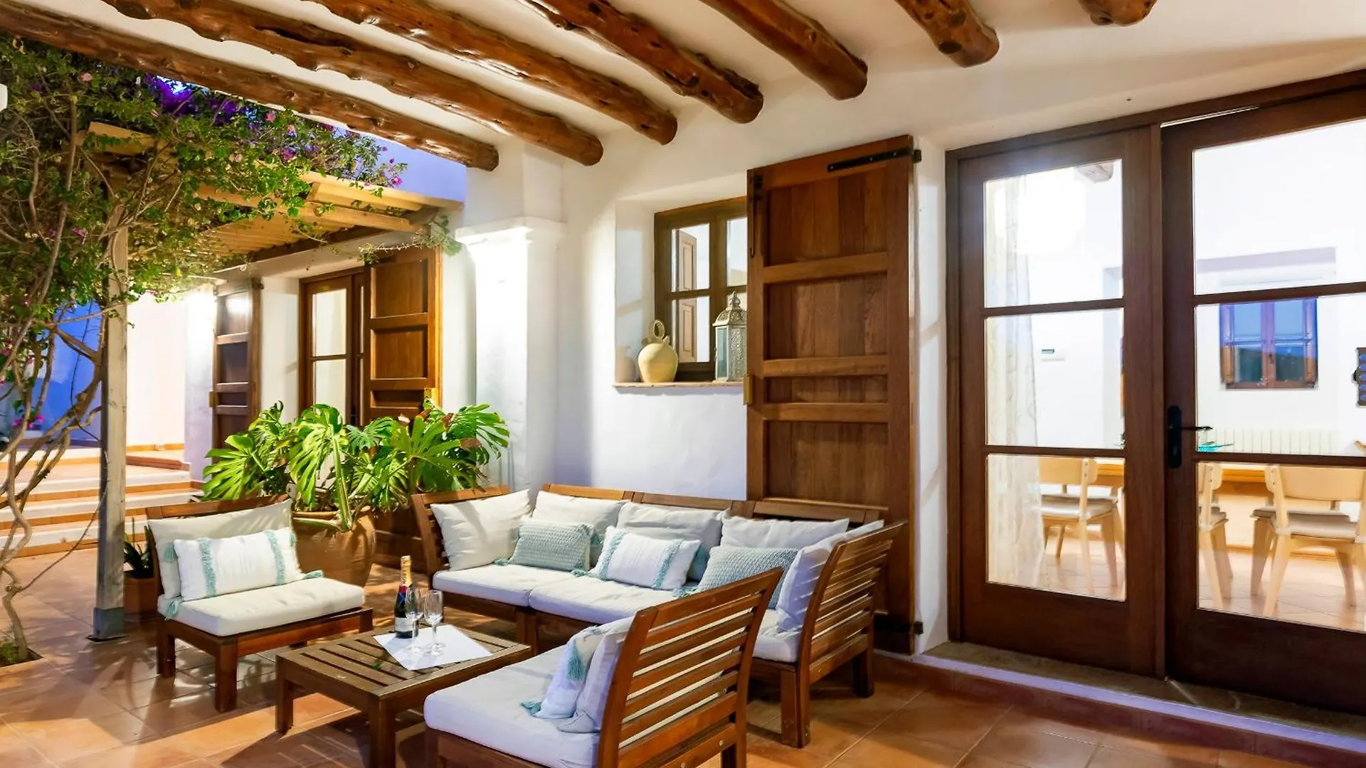 Villa In San Jose Sleeps 10 - Sa Vinya