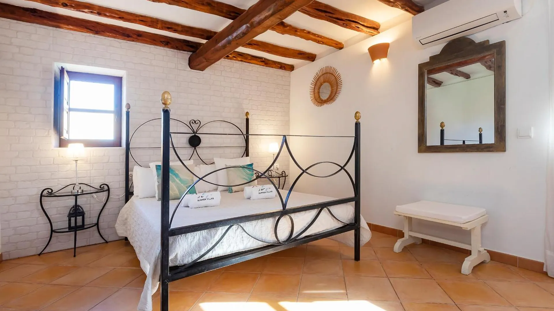 Villa In San Jose Sleeps 10 - Sa Vinya  Sant Josep de sa Talaia