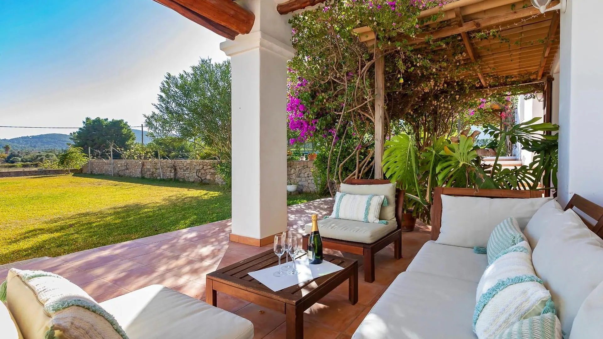Villa In San Jose Sleeps 10 - Sa Vinya Sant Josep de sa Talaia